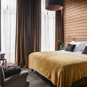 Splinternieuwe In Oud Bankgebouw Vakantiehuis